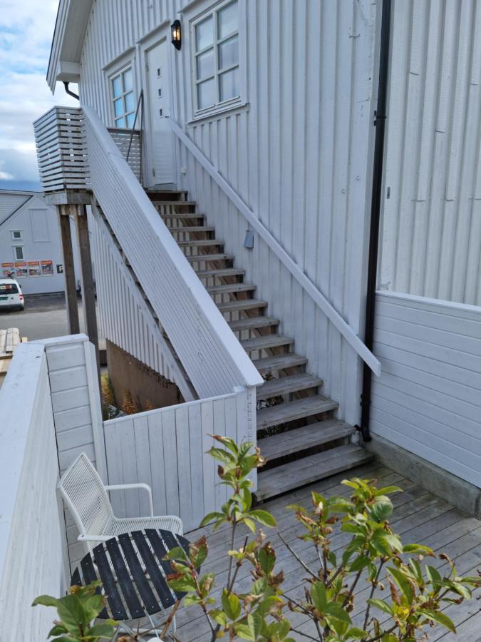 Koselig Leilighet Midt I Sentrum Apartment Skjervoy Екстериор снимка